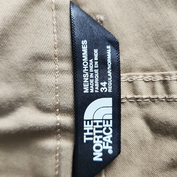 North face sz34 khaki shorts - Picture 5 of 6